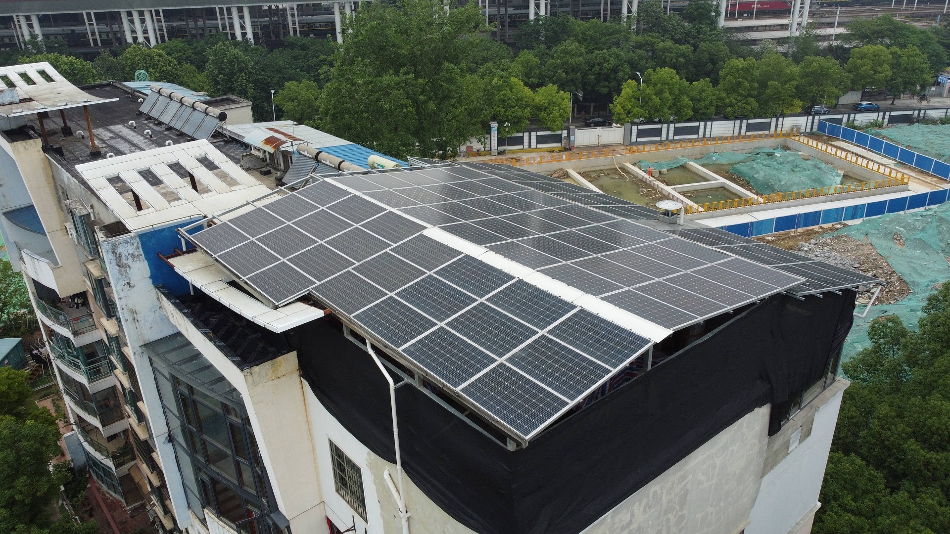 �������޹�����ɫ��Դ���޹�˾