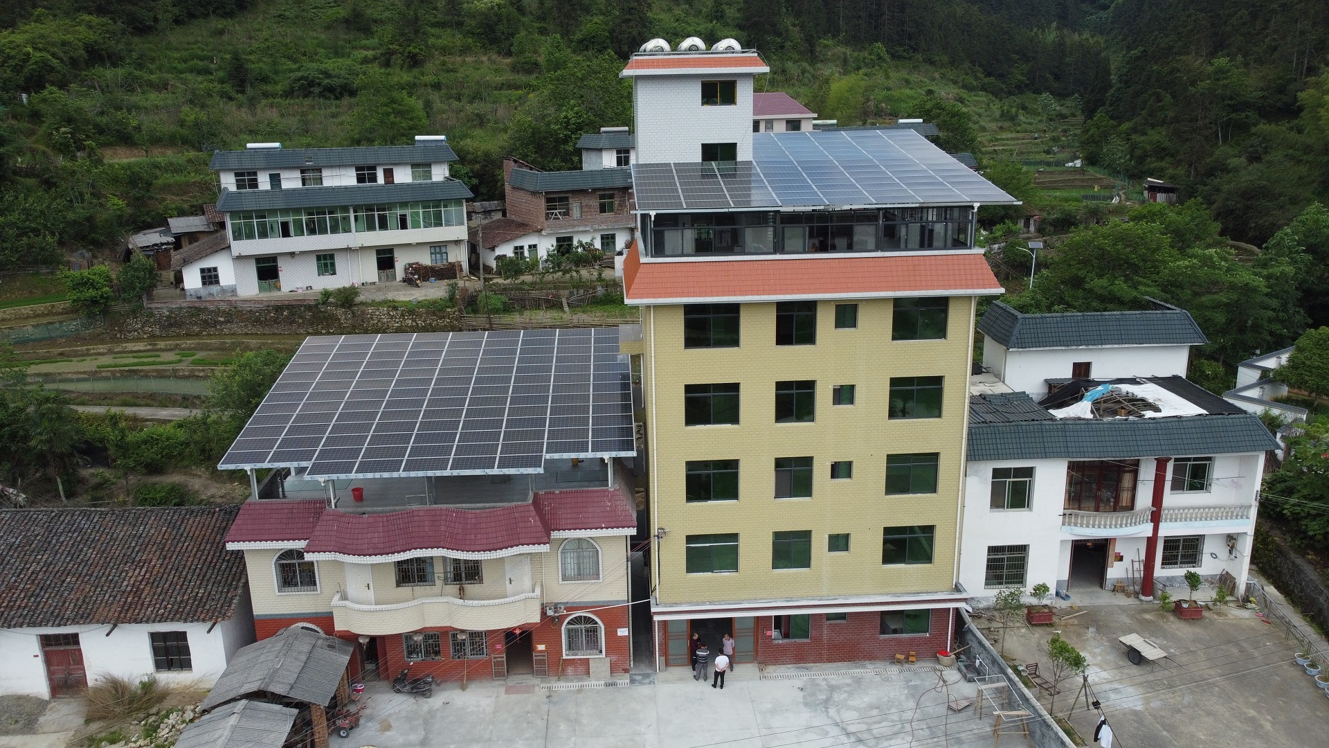 �������޹�����ɫ��Դ���޹�˾