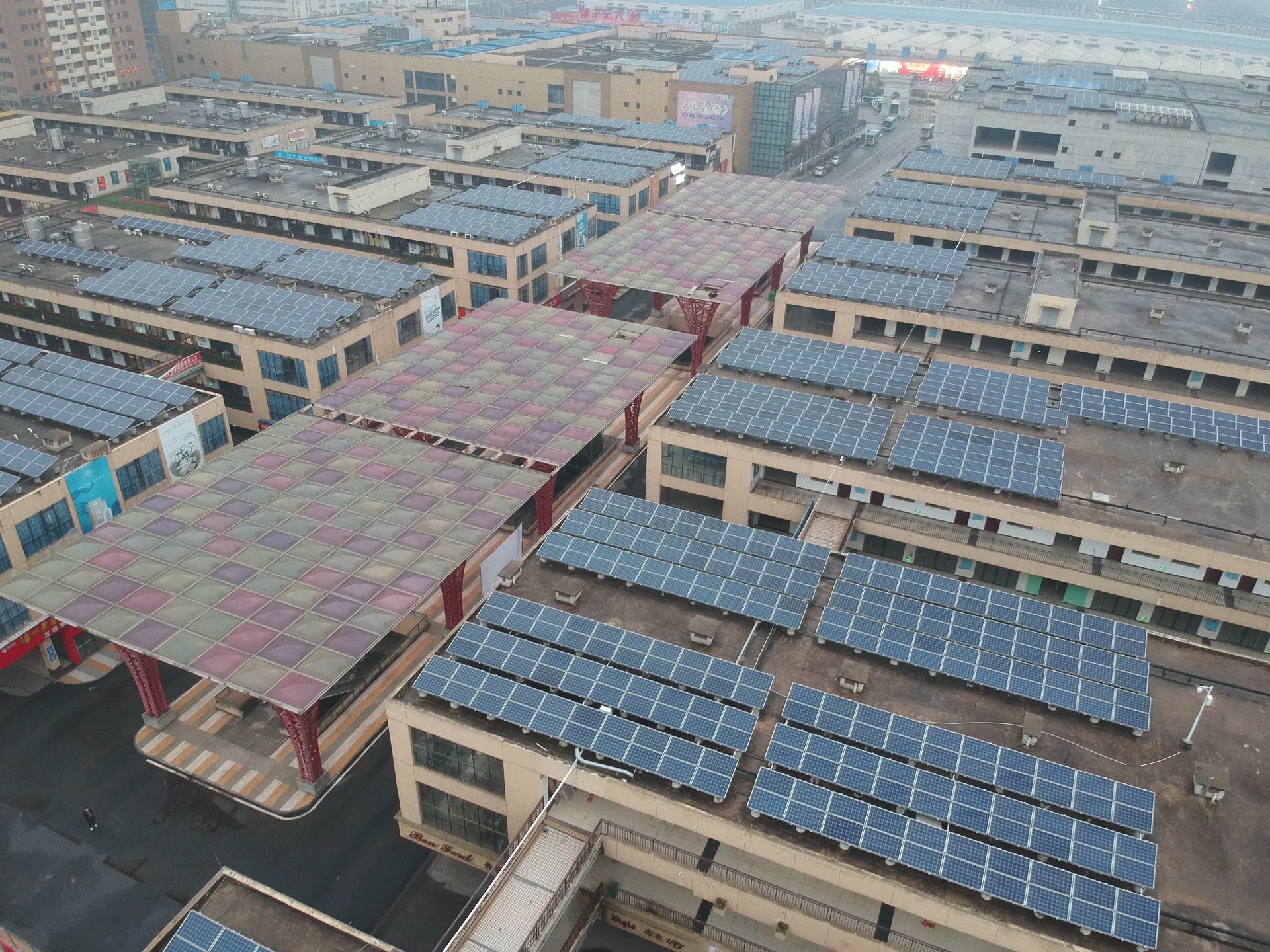 �������޹�����ɫ��Դ���޹�˾