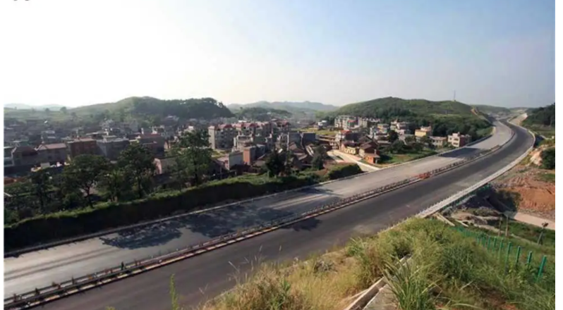 �������޹�����ɫ��Դ���޹�˾