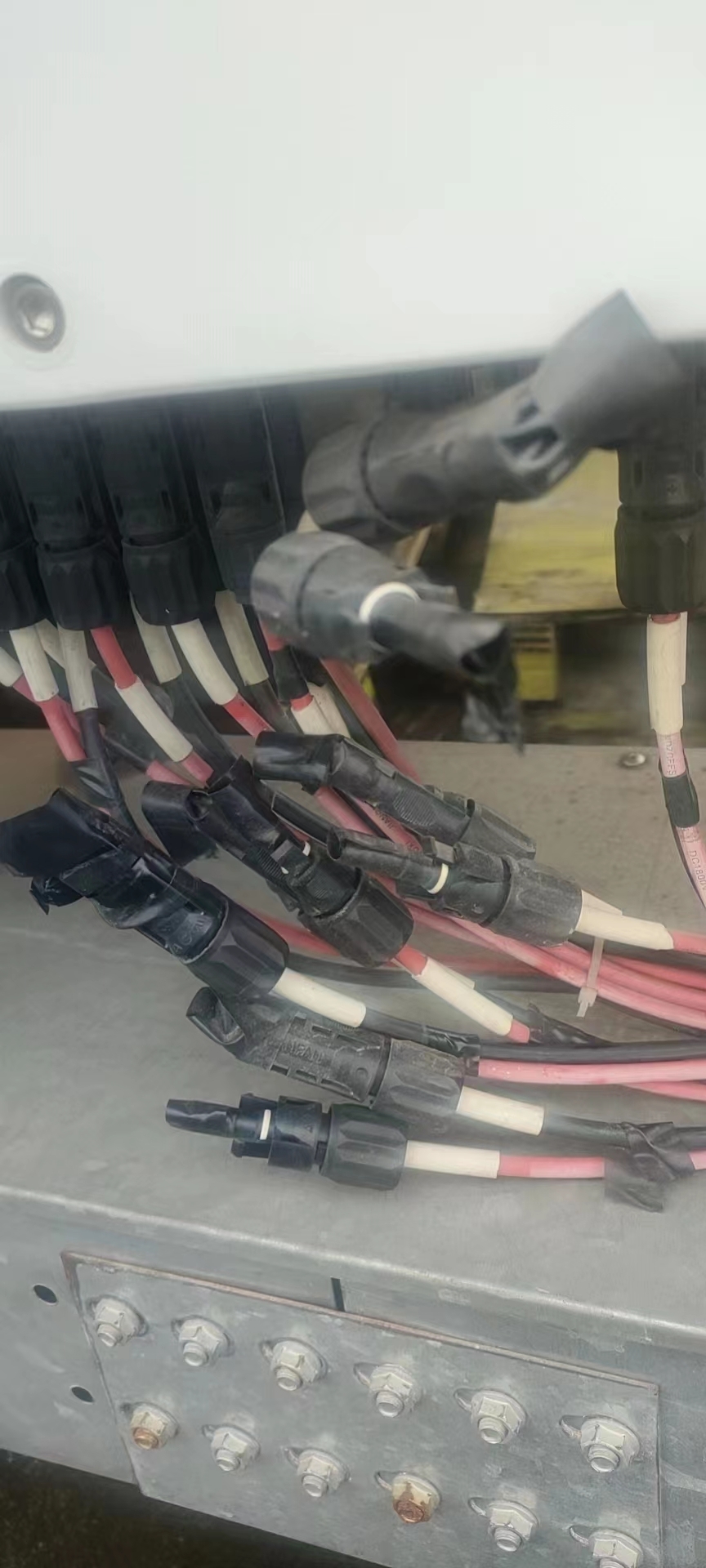 �������޹�����ɫ��Դ���޹�˾