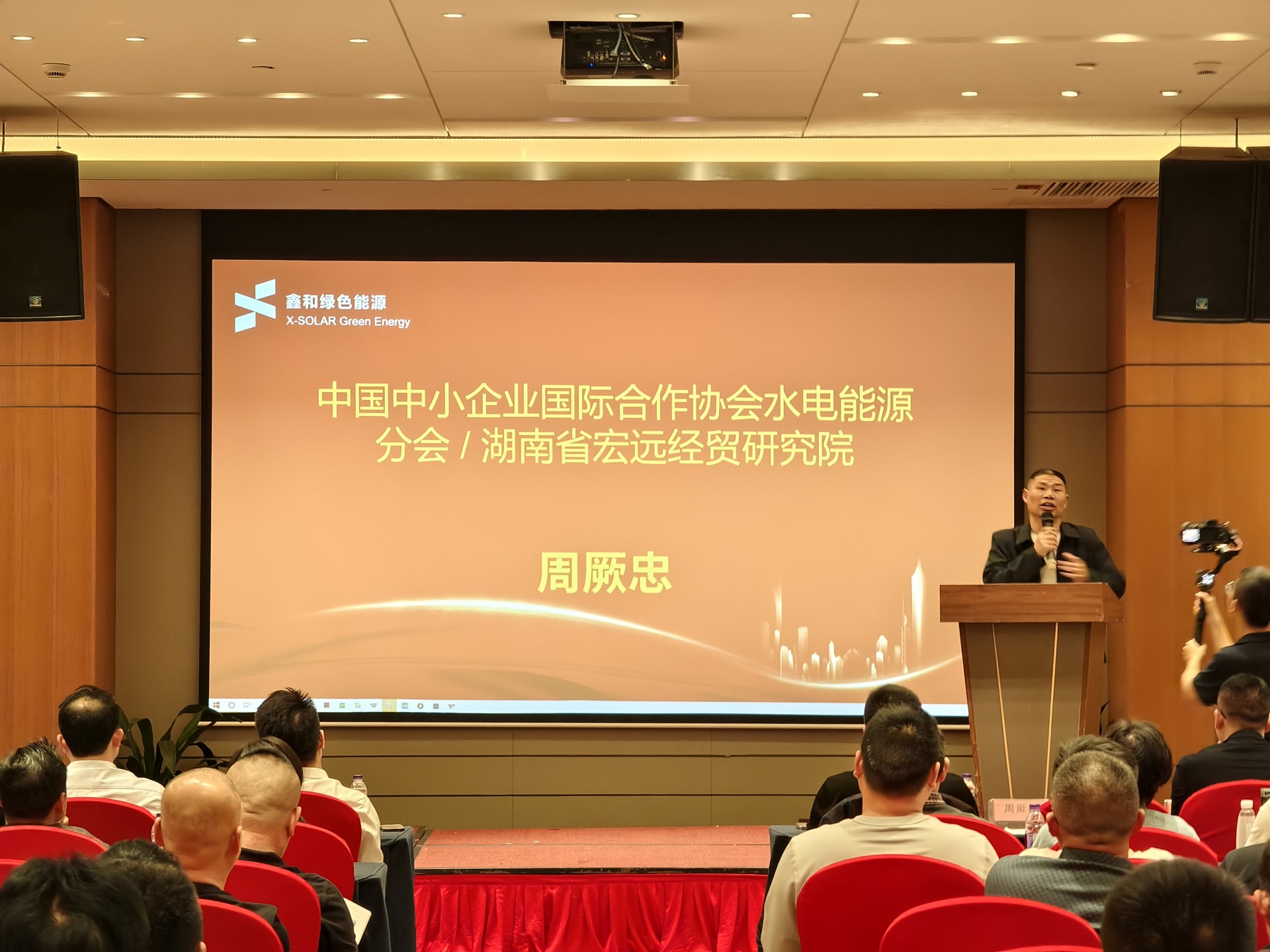 ���޹���