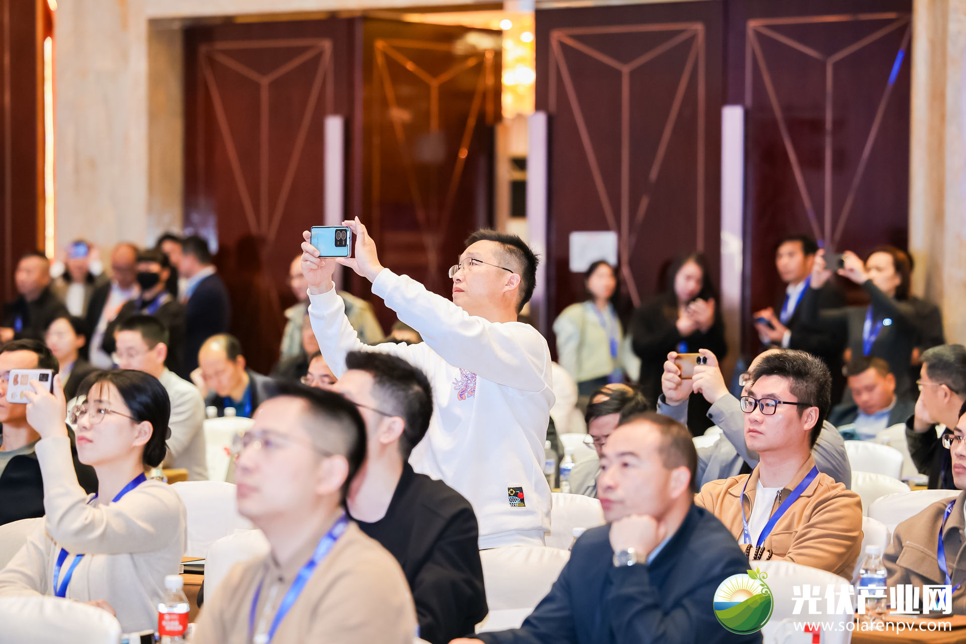 ���޹���