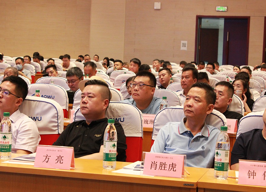 ���޹���