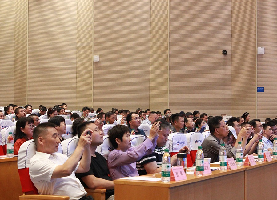 ���޹���